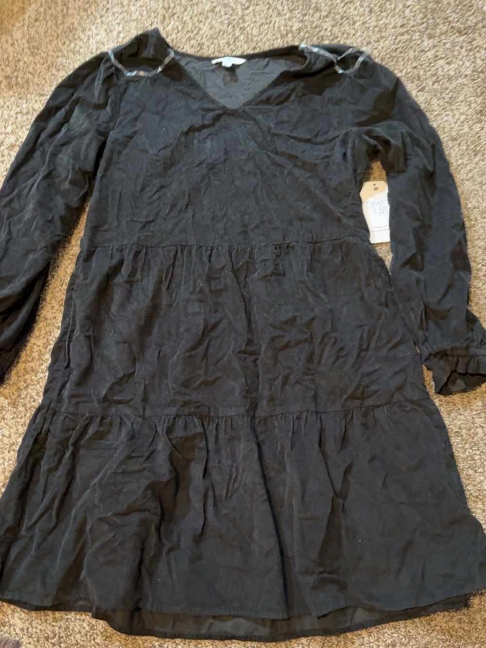 Time and Tru Black Long Sleeve Tiered V-Neck Dress